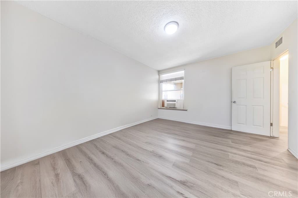 Condo at 1122 W Huntington Drive 7, Arcadia — photo 9 of 12