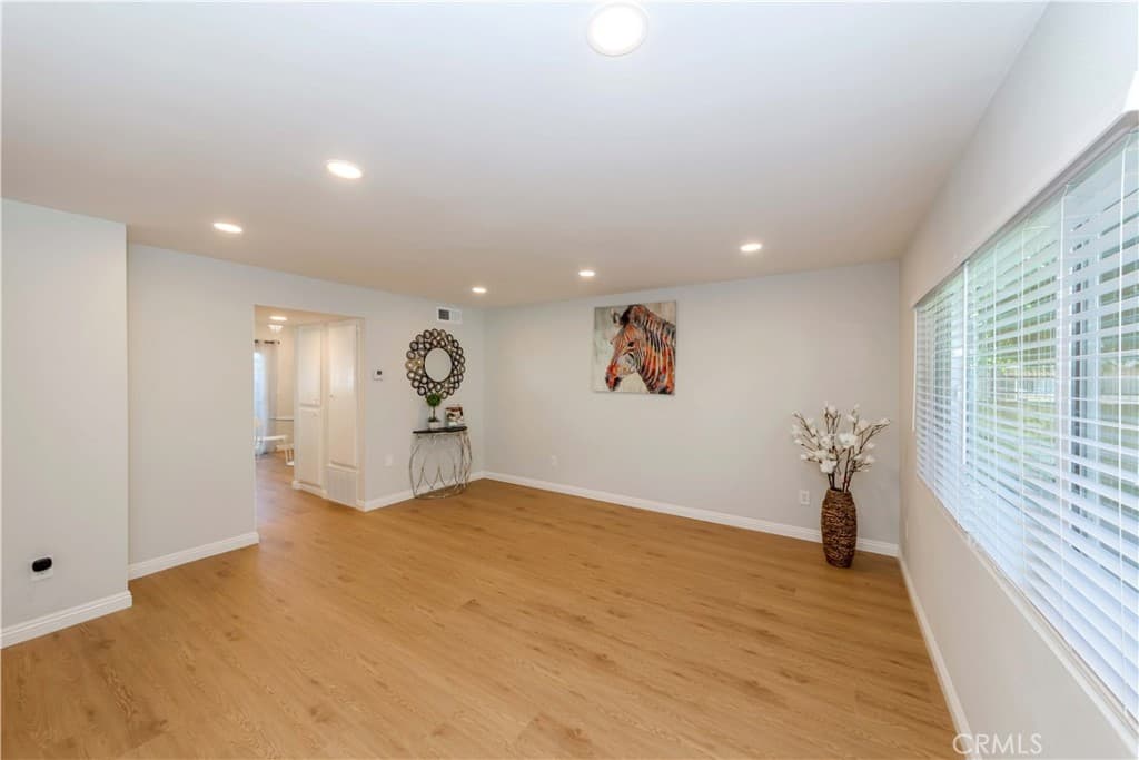 Condo at 918 Huntington Dr O, Duarte — photo 1 of 12