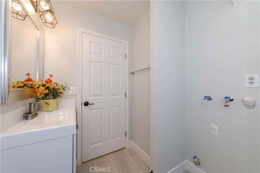 Condo at 918 Huntington Dr O, Duarte — photo 6 of 12