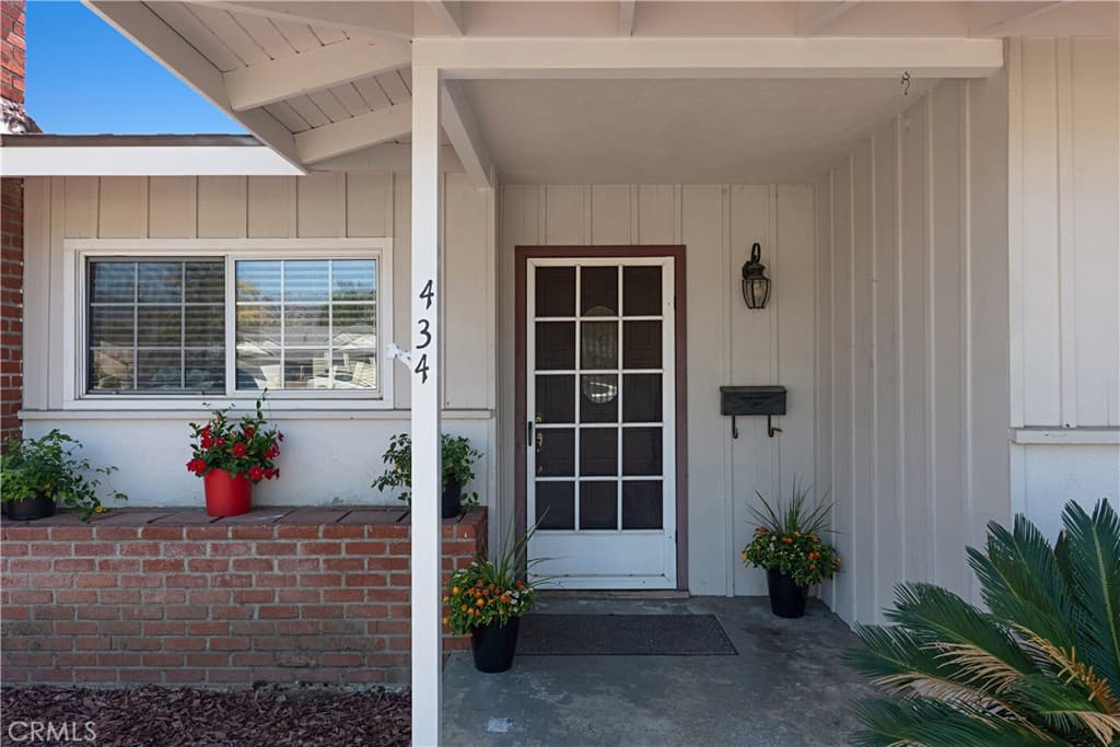 Home at 434 E Carroll, Glendora — photo 8 of 12