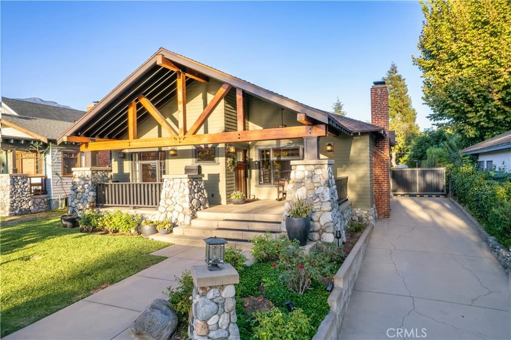 Home at 132 N Sunset, Monrovia — photo 2 of 12