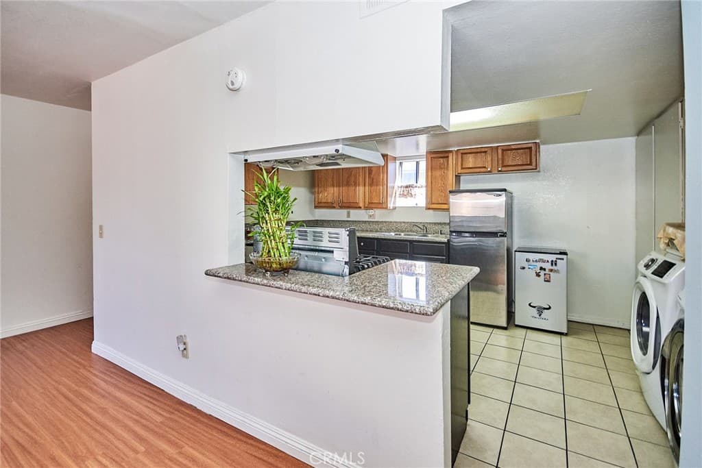 Condo at 11829 Ferris C, El Monte — photo 4 of 12
