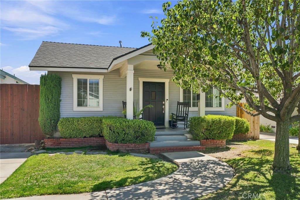 Home at 810 W Olive Avenue, Monrovia — photo 1 of 12