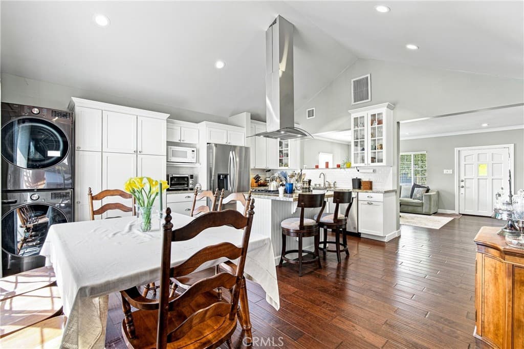 Home at 810 W Olive Avenue, Monrovia — photo 7 of 12