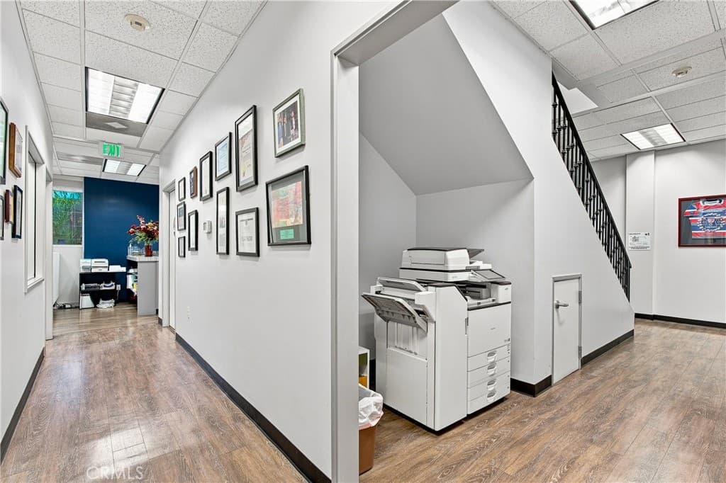 Commercial at 125 W Maple, Monrovia — photo 8 of 12