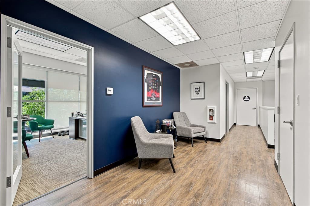 Commercial at 125 W Maple, Monrovia — photo 10 of 12