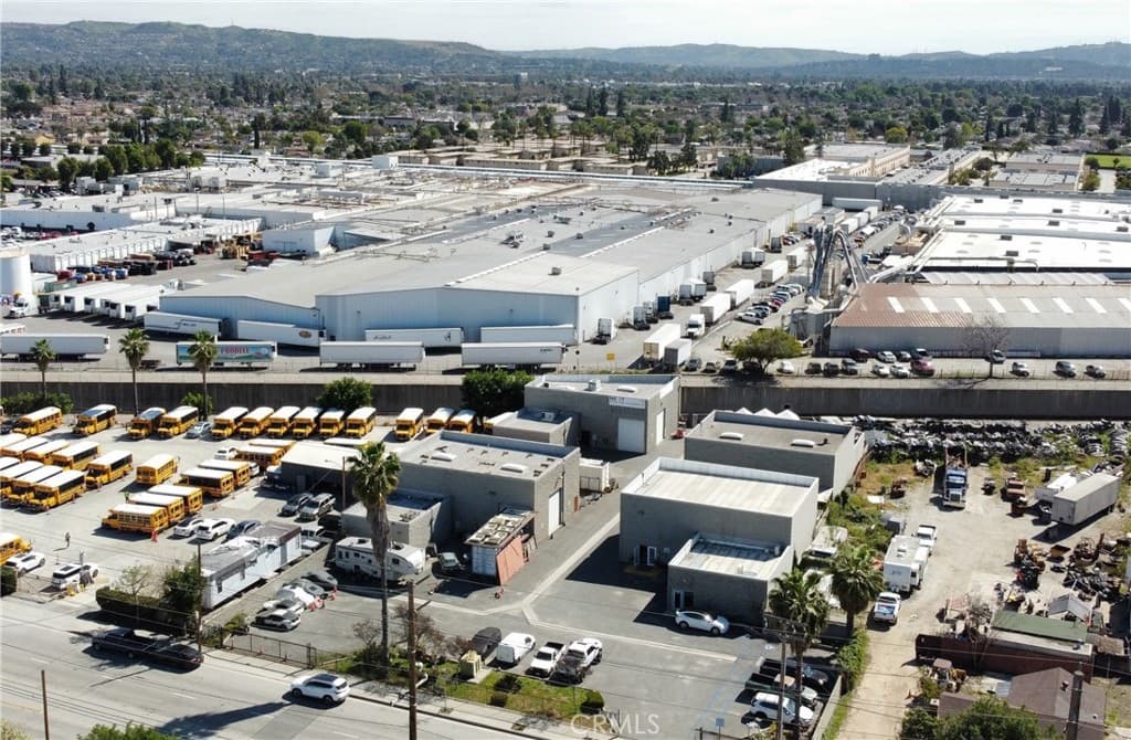 Commercial at 15628 Cypress, Irwindale — photo 3 of 7