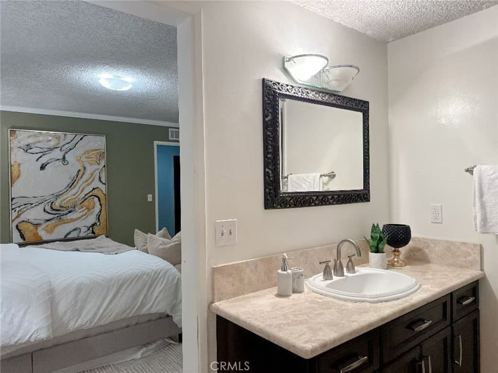 Home at 61 W Birchcroft Street, Arcadia — photo 11 of 12