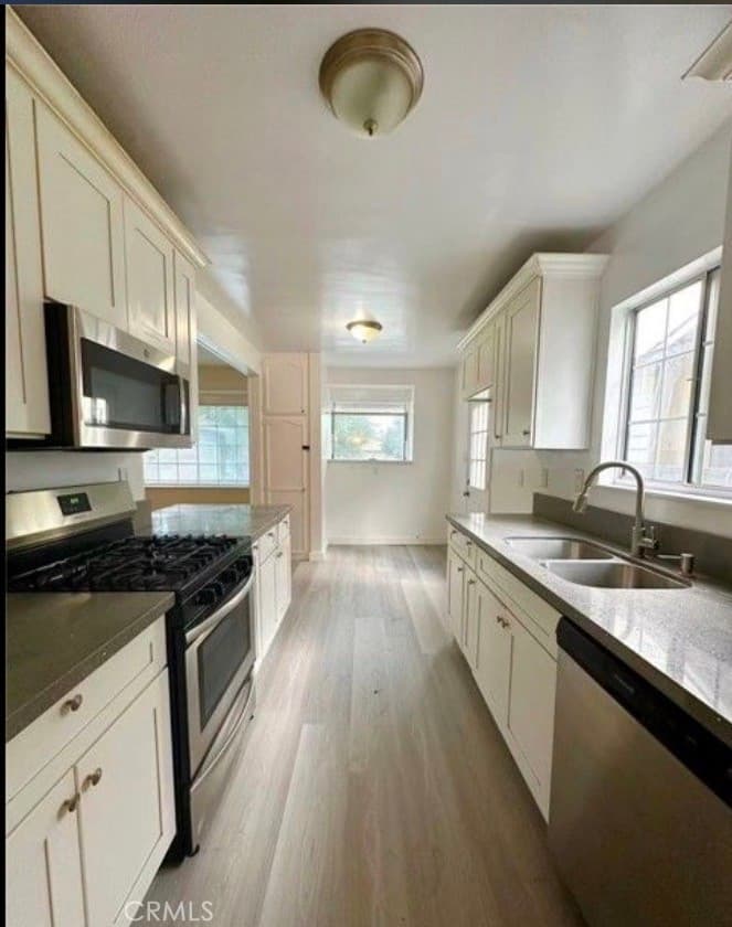 Home at 1143 9th, La Puente — photo 3 of 12