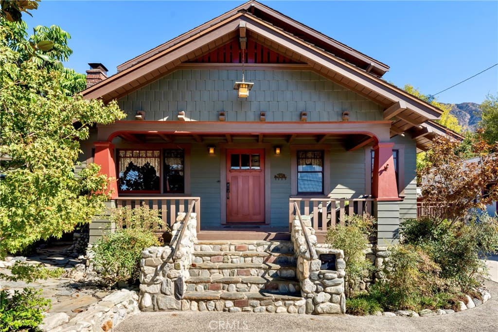 Home at 109 E Grandview, Sierra Madre — photo 3 of 12