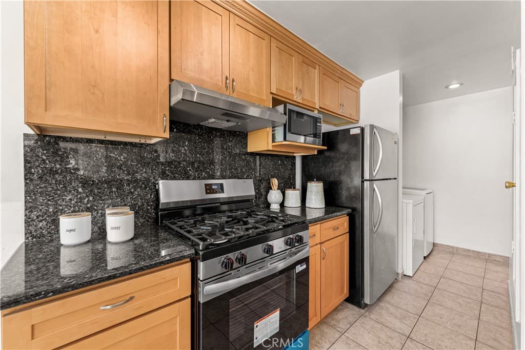 Condo at 2129 E Aroma, West Covina — photo 11 of 12