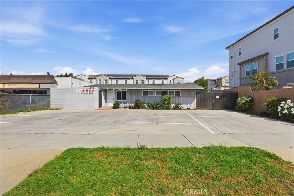 Commercial at 4333 Live Oak Avenue, Arcadia — photo 4 of 12