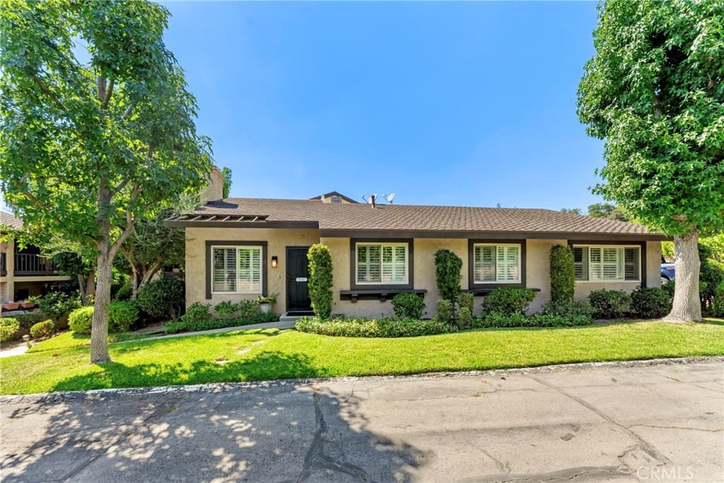 Home at 311 E Sierra Madre Boulevard 28, Sierra Madre — photo 1 of 12