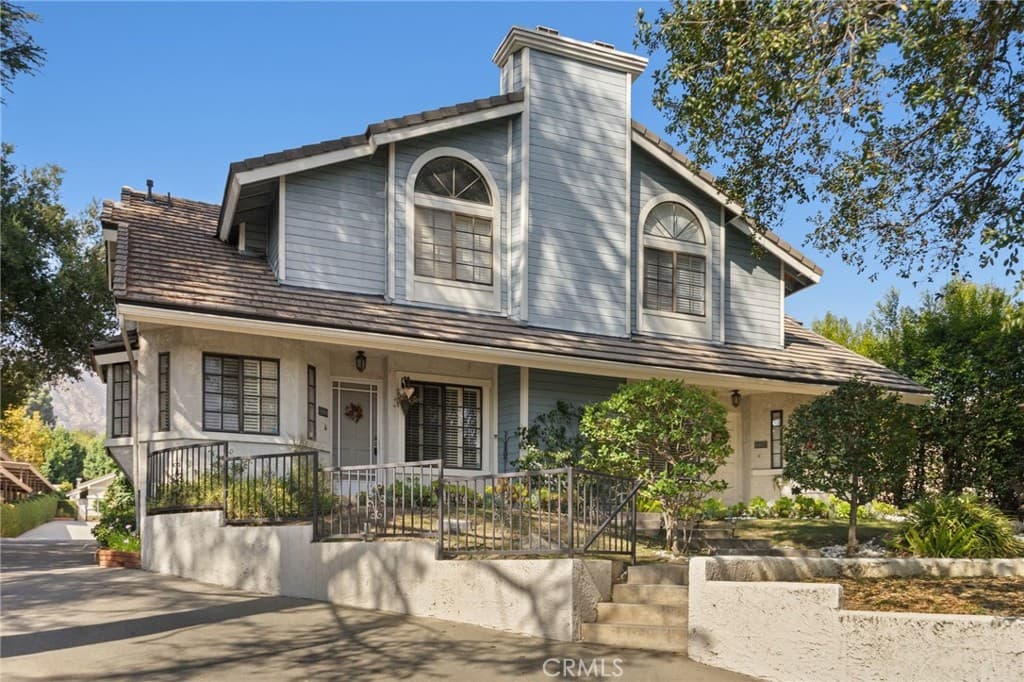 Condo at 689 W Sierra Madre, Sierra Madre — photo 1 of 12