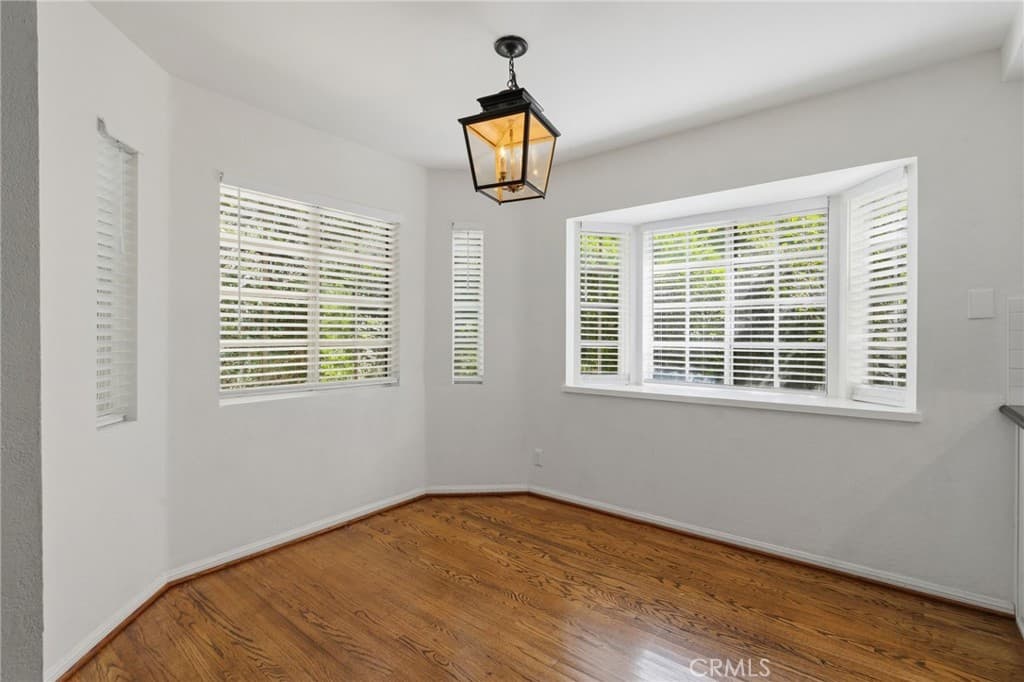 Condo at 689 W Sierra Madre, Sierra Madre — photo 7 of 12