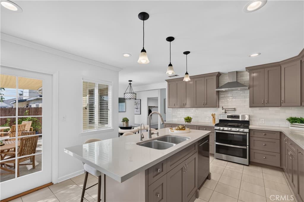 Home at 1548 2nd Street, Duarte — photo 10 of 12