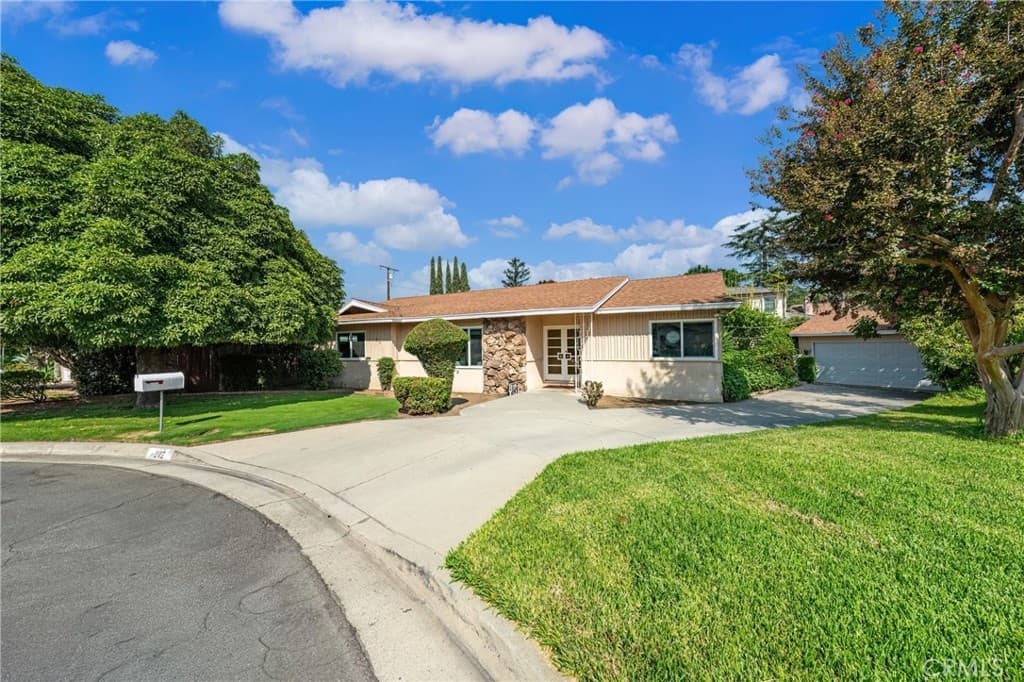 Home at 2112 El Sereno, Arcadia — photo 1 of 12