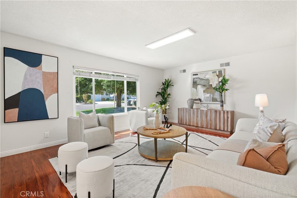 Home at 2112 El Sereno, Arcadia — photo 2 of 12
