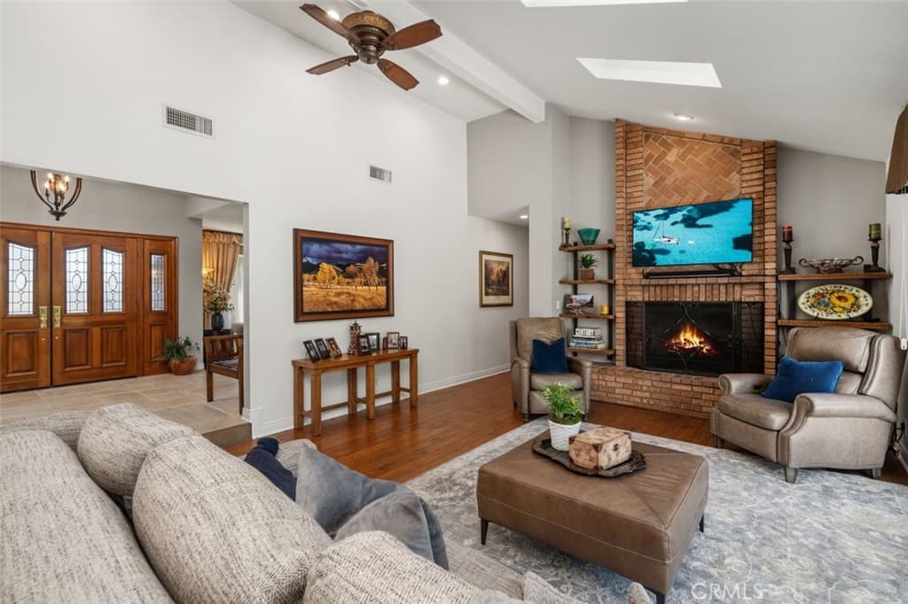 Home at 2085 Kaia Lane, Sierra Madre — photo 8 of 12