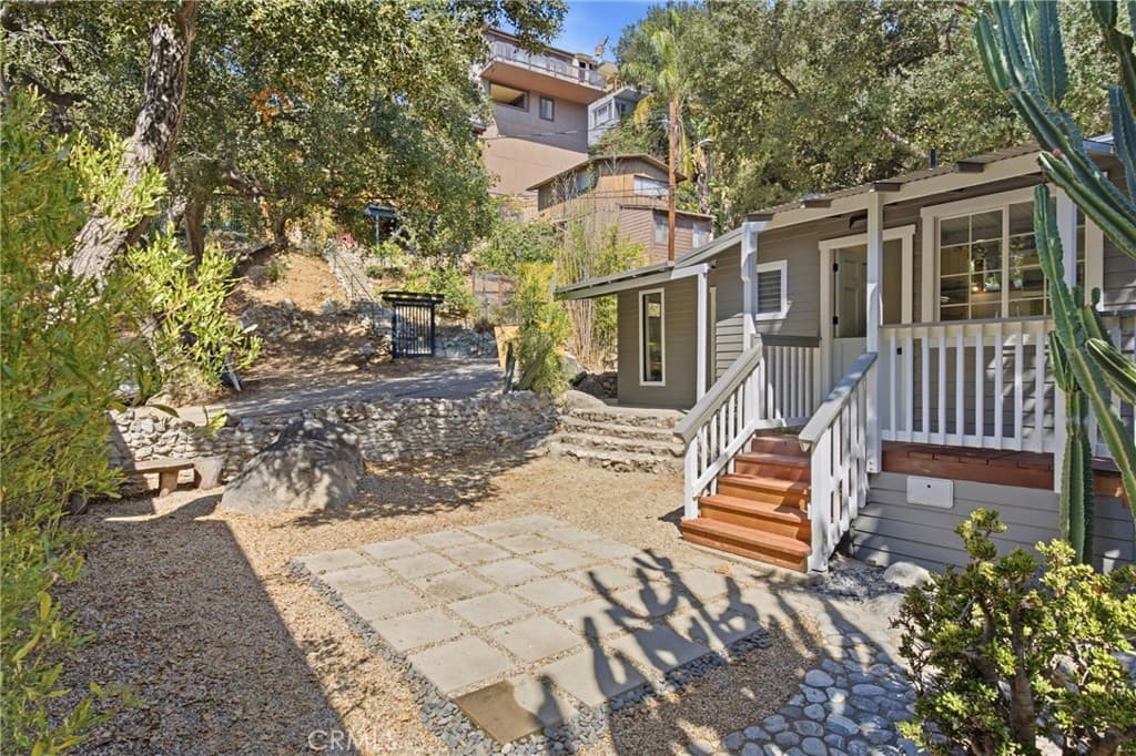 Home at 570 Brookside Lane, Sierra Madre — photo 7 of 12