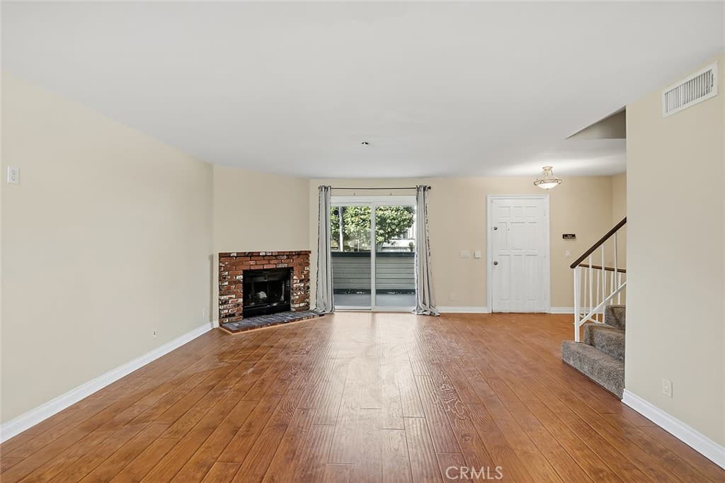 Condo at 1614 S Mayflower A, Monrovia — photo 4 of 12
