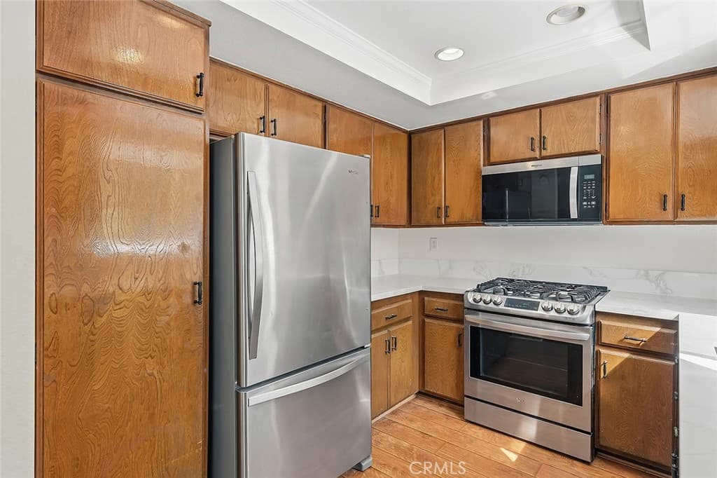 Condo at 1614 S Mayflower A, Monrovia — photo 10 of 12