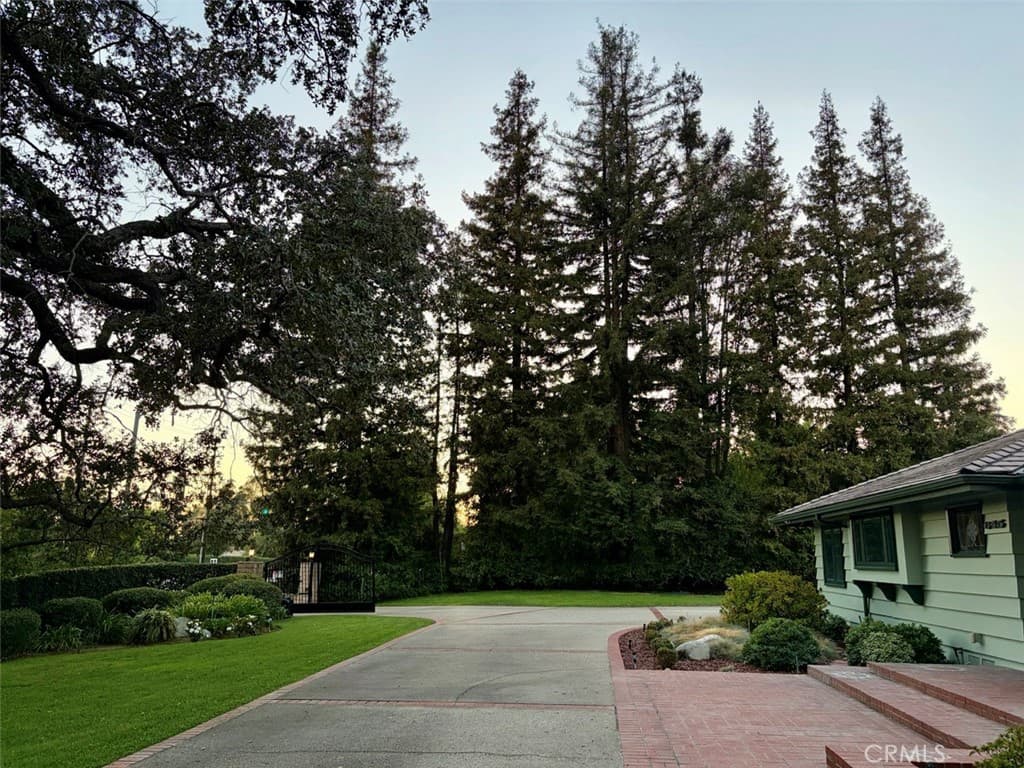 Home at 645 W Foothill Blvd, Arcadia — photo 7 of 12