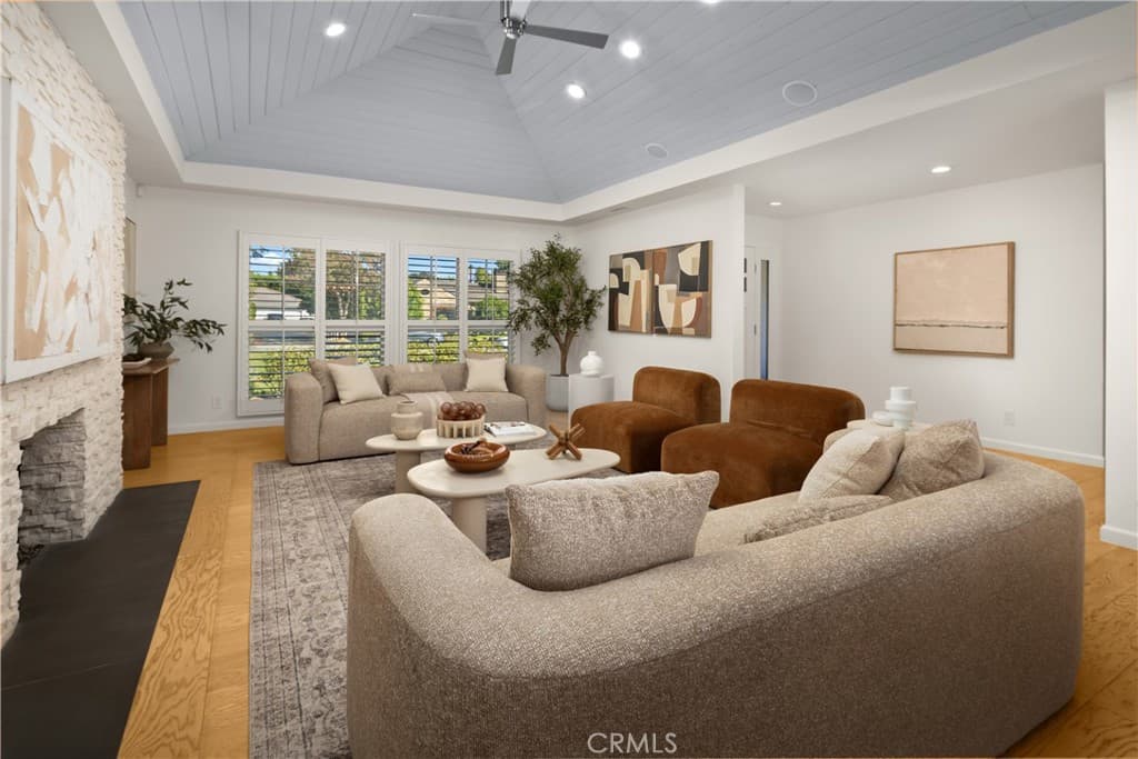 Home at 521 N Altura Road, Arcadia — photo 11 of 12