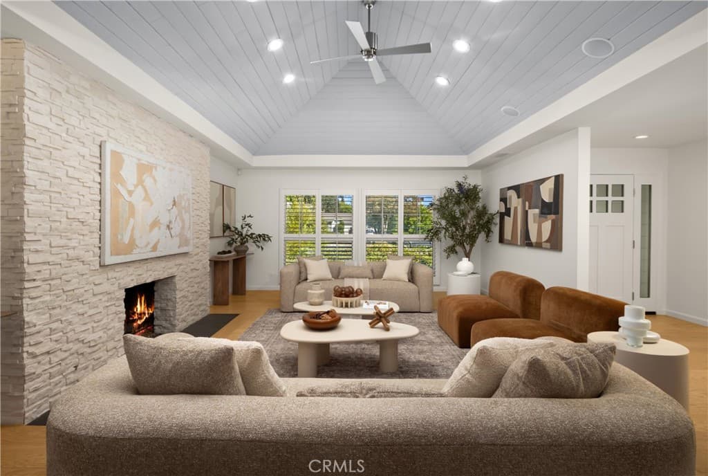 Home at 521 N Altura Road, Arcadia — photo 10 of 12