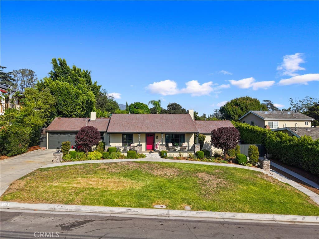 Home at 302 Highland Place, Monrovia — photo 8 of 12