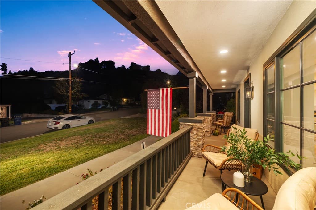 Home at 302 Highland Place, Monrovia — photo 9 of 12
