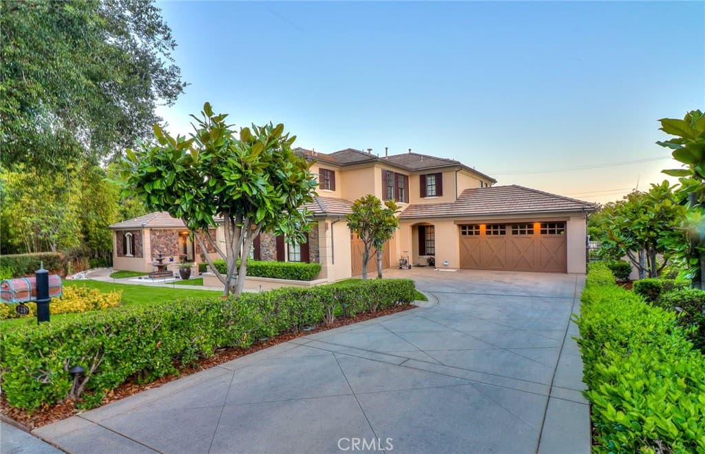 Home at 725 Carriage House, Arcadia — photo 11 of 12