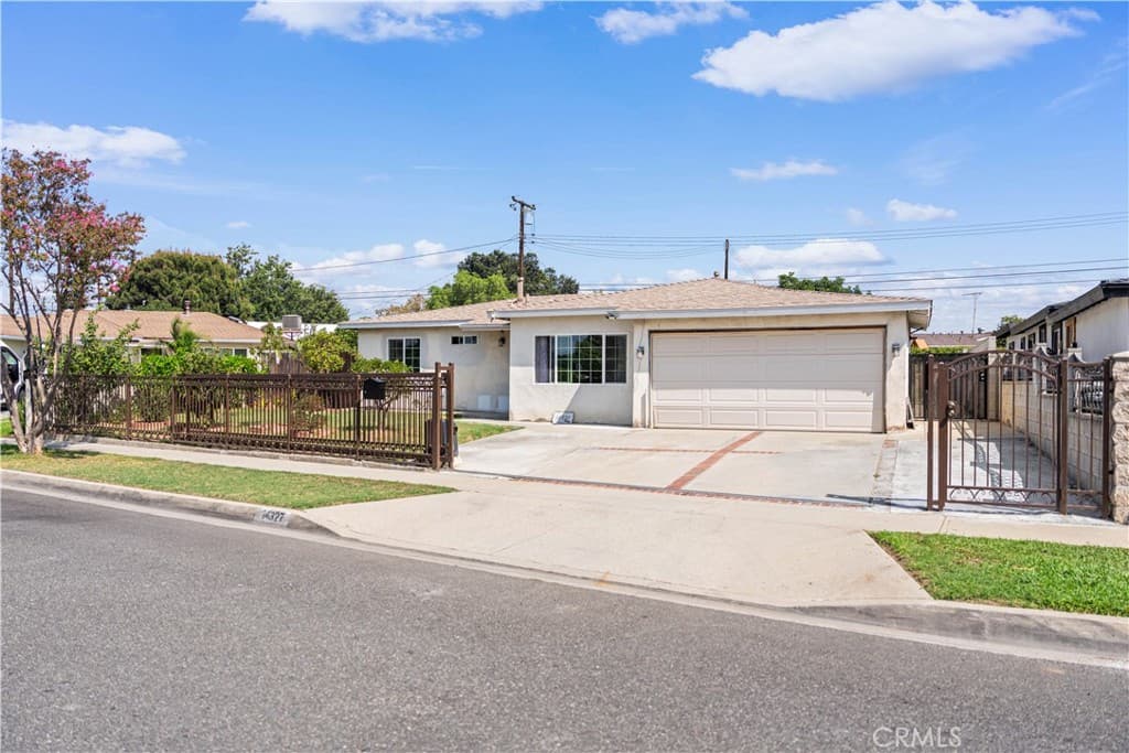 Home at 14327 Flynn Street, La Puente — photo 3 of 12