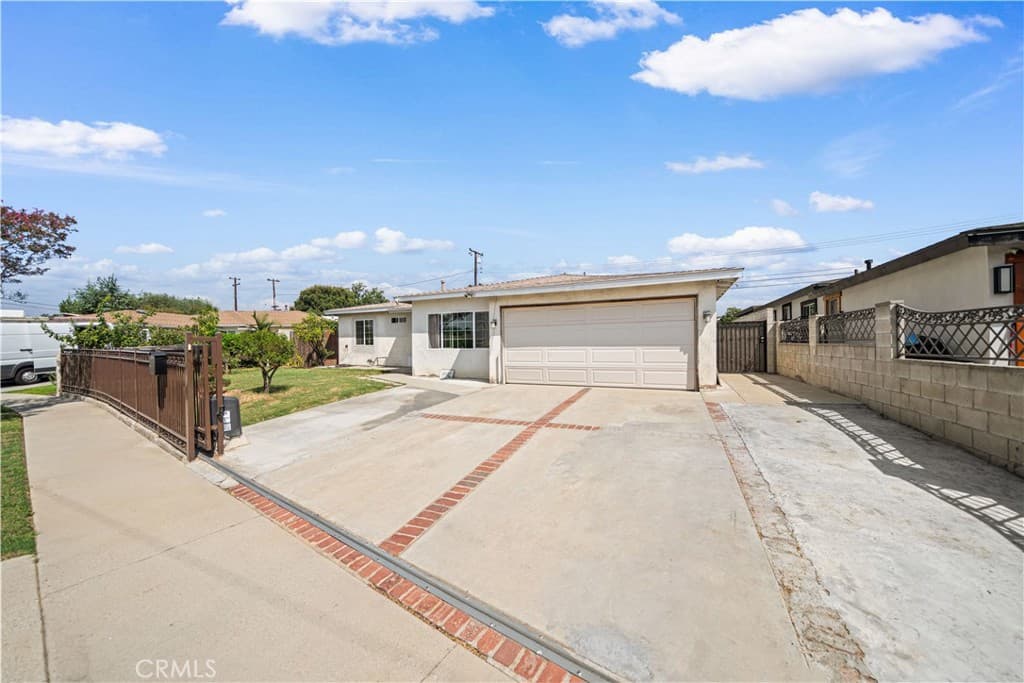 Home at 14327 Flynn Street, La Puente — photo 5 of 12