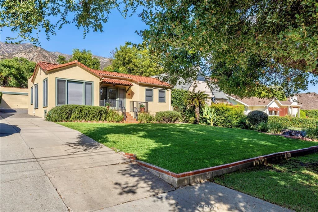 Home at 667 W Grandview, Sierra Madre — photo 6 of 12