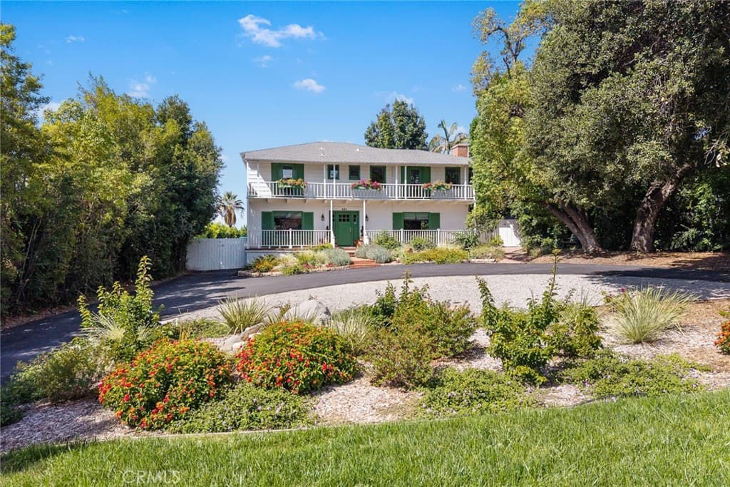 Home at 441 N Barranca, Glendora — photo 4 of 12