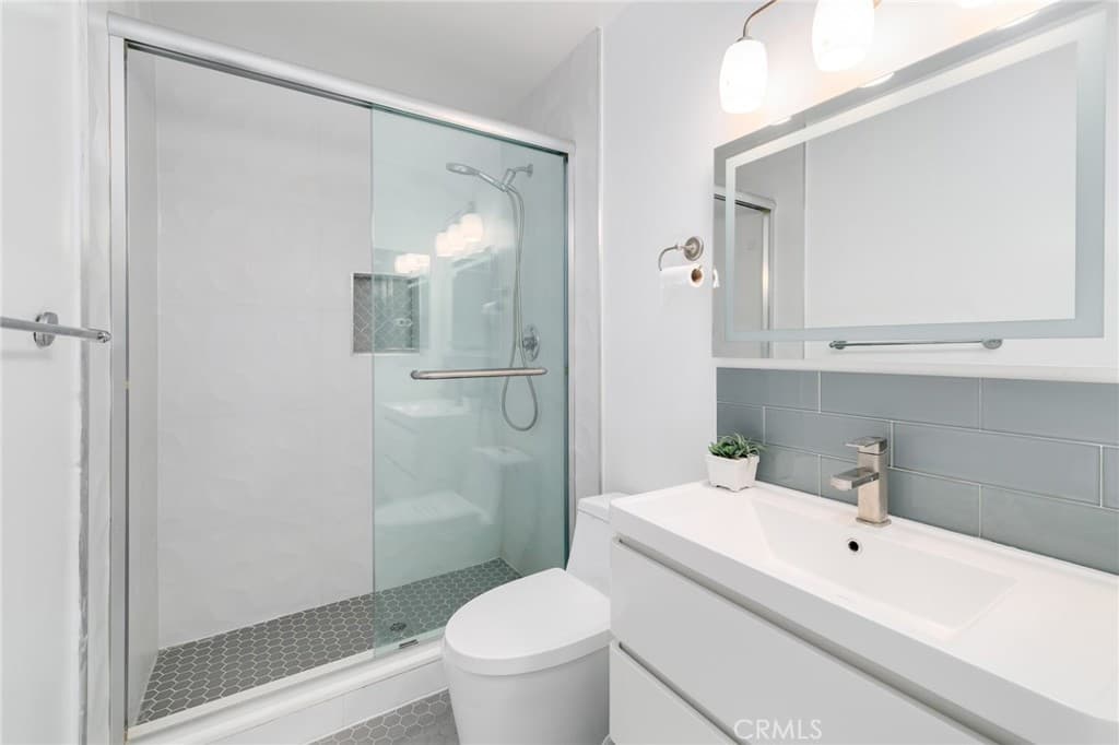 Condo at 1231 S Golden West 11, Arcadia — photo 5 of 12