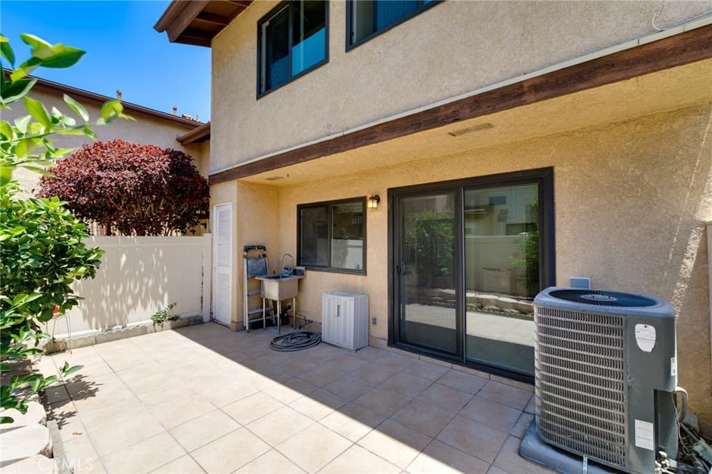 Condo at 1231 S Golden West 11, Arcadia — photo 8 of 12