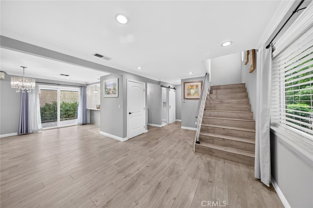 Condo at 509 W Duarte B, Monrovia — photo 5 of 12