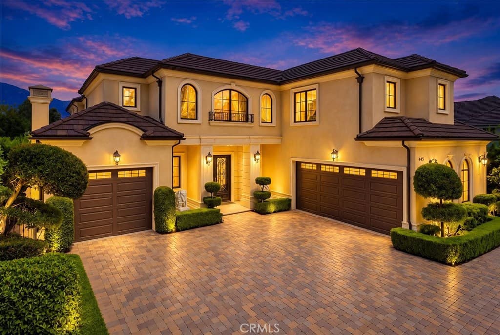 Home at 445 W Woodruff, Arcadia — photo 1 of 12