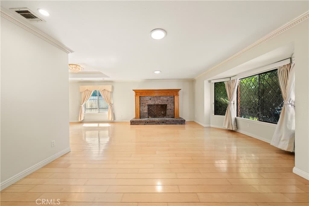 Home at 1926 S 2nd Avenue, Arcadia — photo 8 of 12