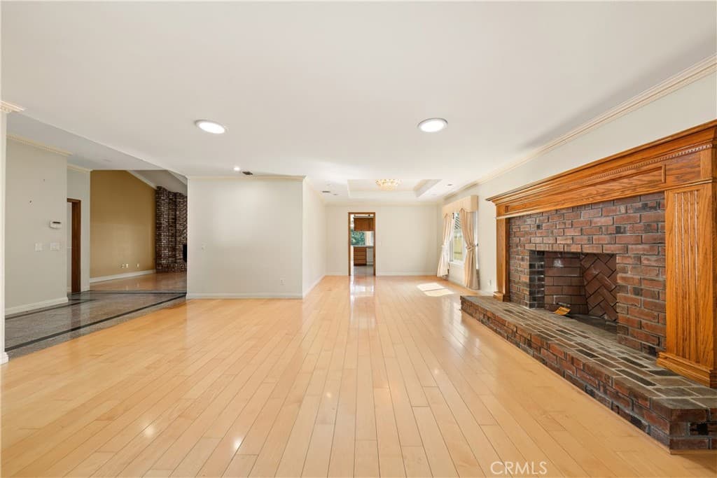 Home at 1926 S 2nd Avenue, Arcadia — photo 10 of 12