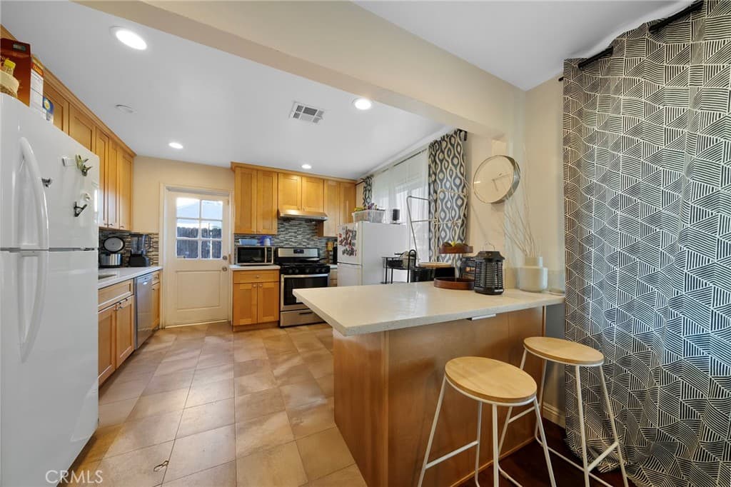 Home at 16717 Doublegrove Street, La Puente — photo 9 of 12