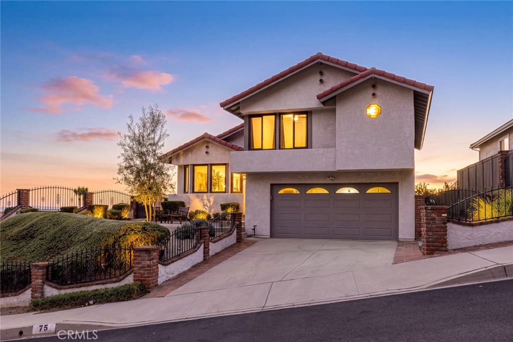 Home at 75 CEDARWOOD Avenue, Duarte — photo 2 of 12
