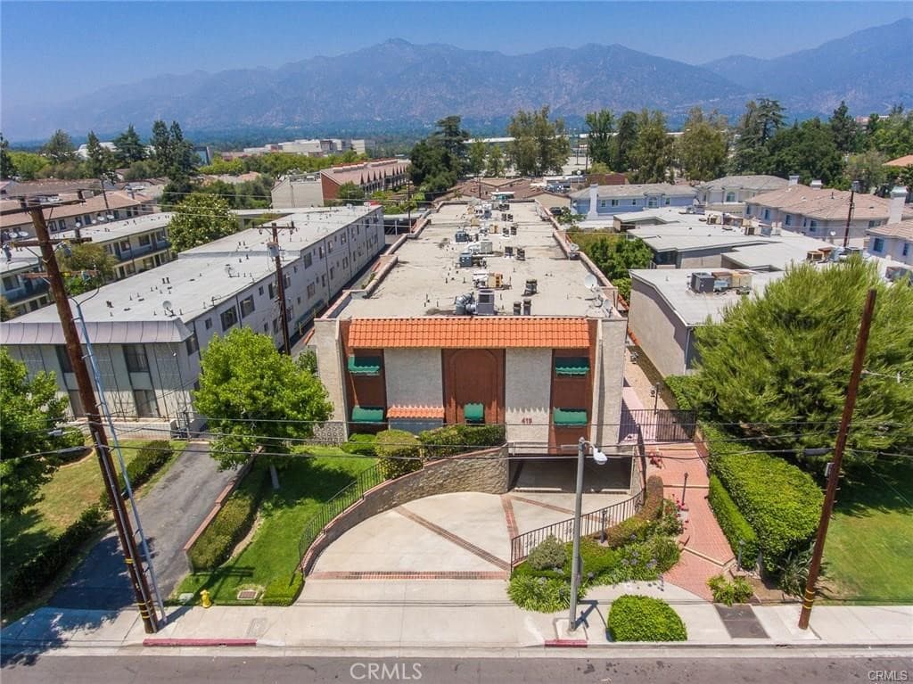 Condo at 419 Fairview Avenue D, Arcadia — photo 5 of 12