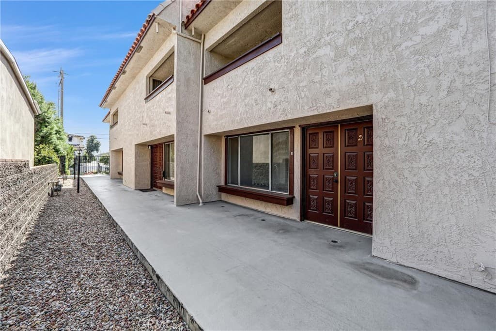 Condo at 419 Fairview Avenue D, Arcadia — photo 6 of 12