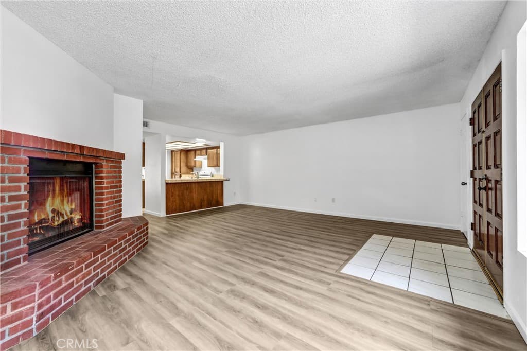 Condo at 419 Fairview Avenue D, Arcadia — photo 9 of 12