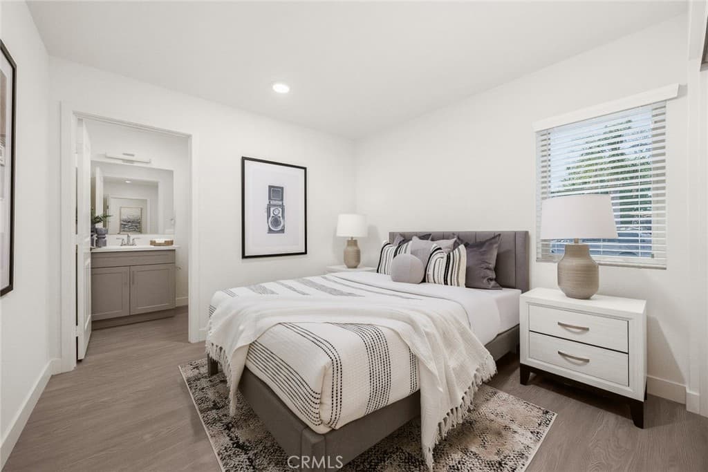 Townhouse at 2461 1st Avenue, La Verne — photo 5 of 12