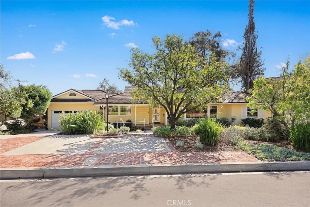 Home at 1709 El Vista Circle, Arcadia — photo 5 of 12