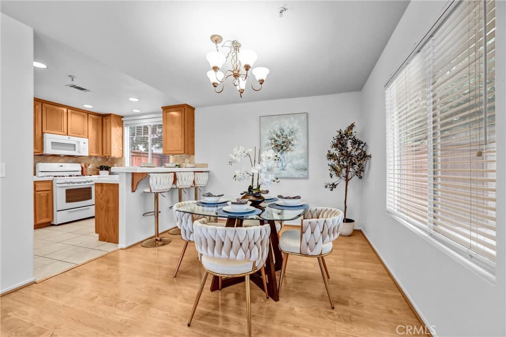 Home at 214 Violet Avenue F, Monrovia — photo 11 of 12